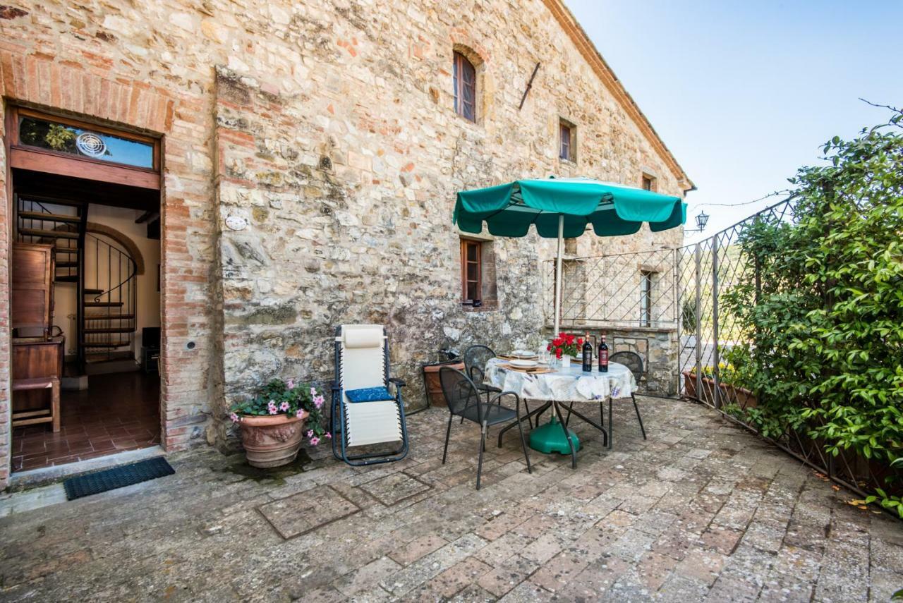 Agriturismo La Ferrozzola كاستيلّينا إنْ كْيانت المظهر الخارجي الصورة